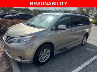 2016 Toyota SIENNA XLE 3.5L XLE 8 Passenger