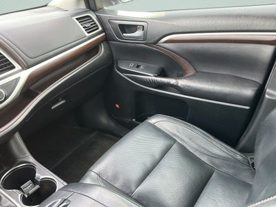 2016 Toyota HIGHLANDER Limited