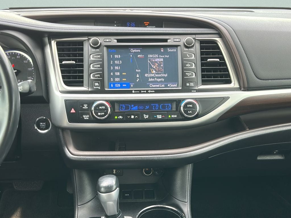 2016 Toyota HIGHLANDER Limited