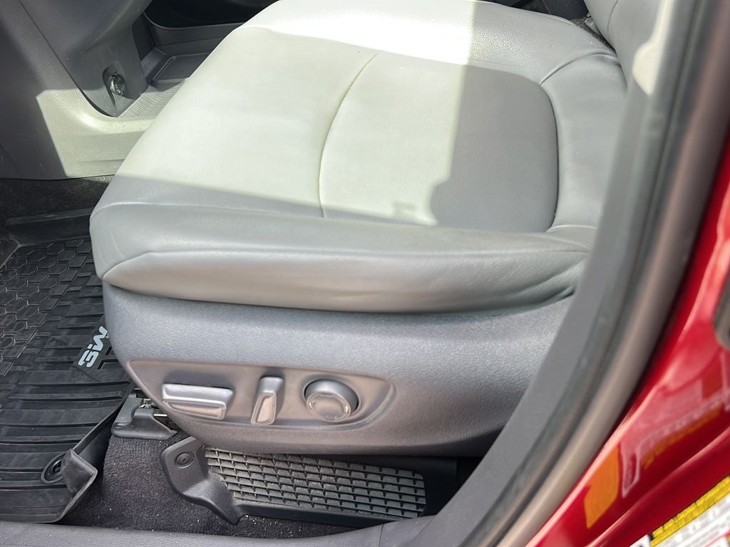 2021 Toyota Sienna XLE 8 Passenger