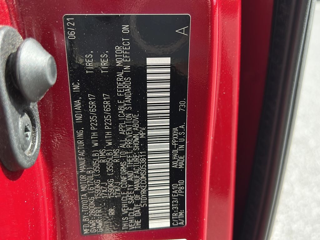 2021 Toyota Sienna XLE 8 Passenger