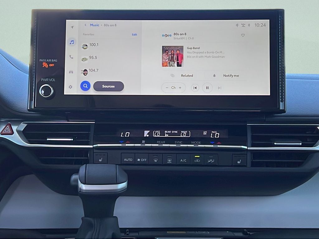 2026 Toyota Sienna XLE 8 Passenger