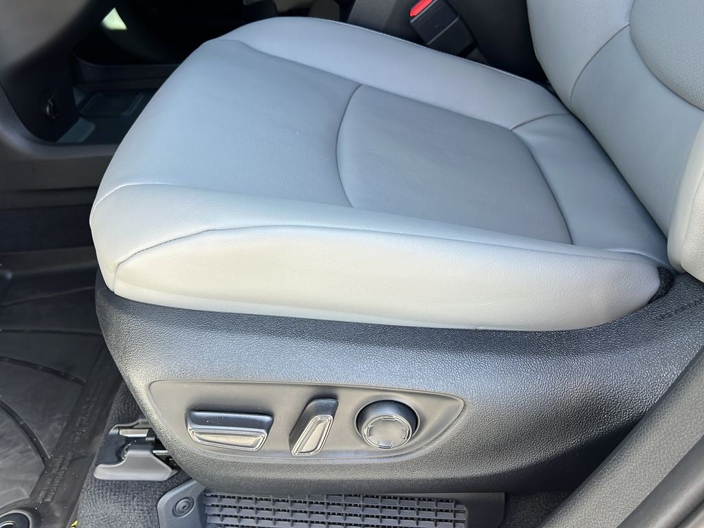 2026 Toyota Sienna XLE 8 Passenger