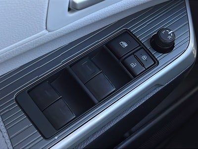 2026 Toyota Sienna XLE 8 Passenger