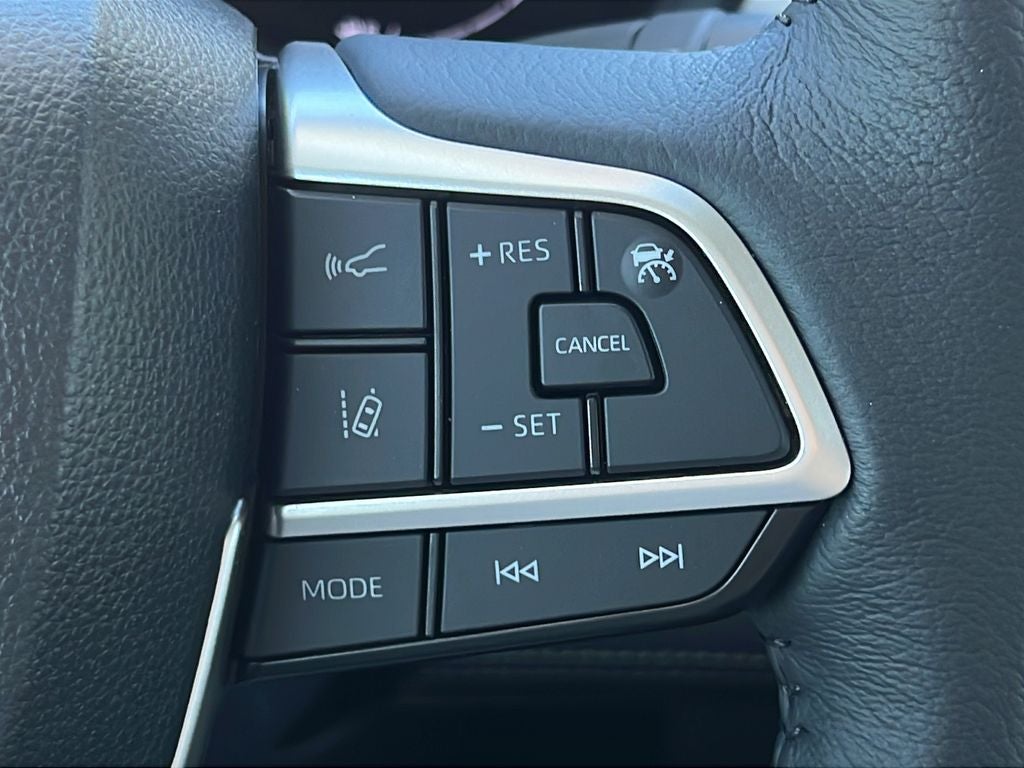 2026 Toyota Sienna XLE 8 Passenger