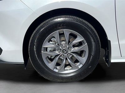 2026 Toyota Sienna XLE 8 Passenger