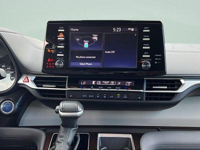 2024 Toyota Sienna XLE 8 Passenger