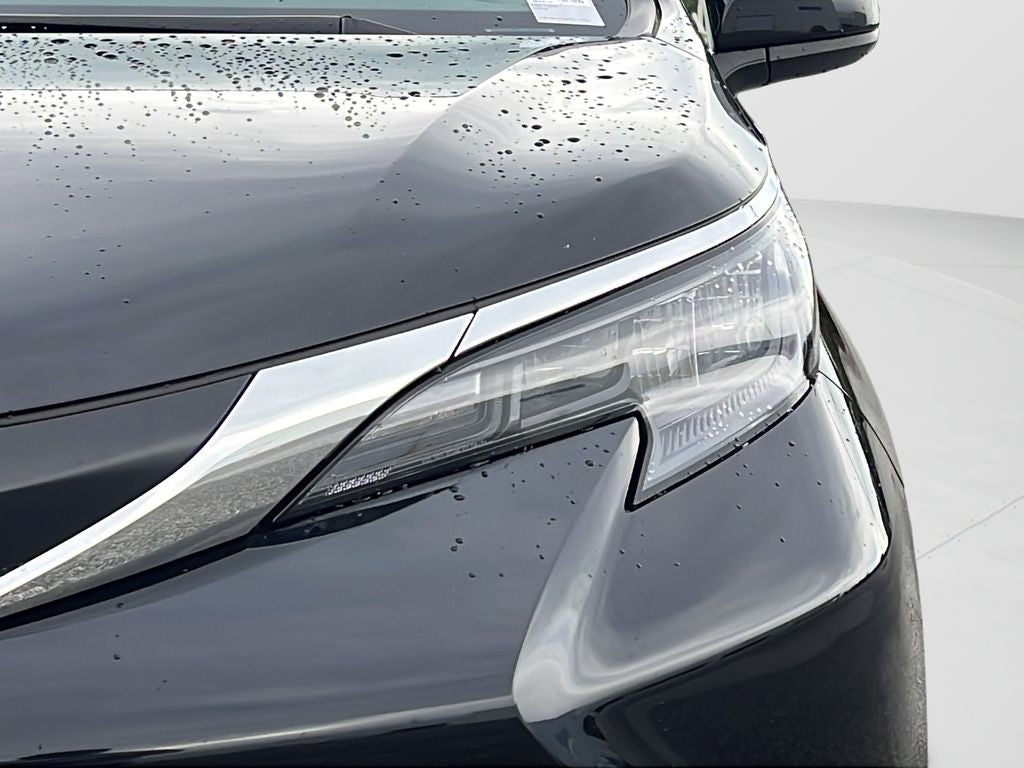 2024 Toyota Sienna XLE 8 Passenger