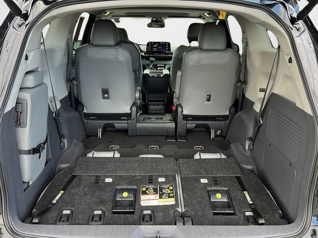 2024 Toyota Sienna XLE 8 Passenger