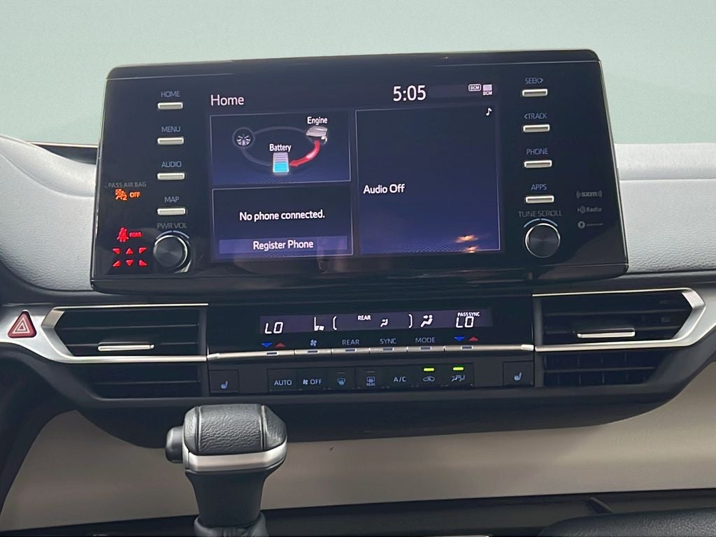 2023 Toyota Sienna XLE 8 Passenger