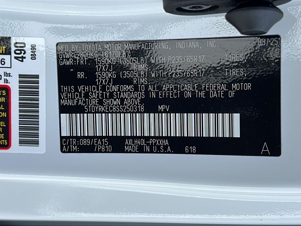 2025 Toyota Sienna XLE 8 Passenger
