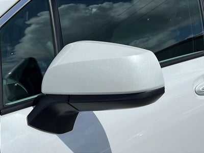 2025 Toyota Sienna XLE 8 Passenger