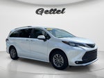 2025 Toyota Sienna XLE 8 Passenger