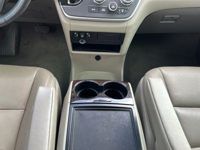 2020 Toyota SIENNA XLE 3.5L XLE 8 Passenger