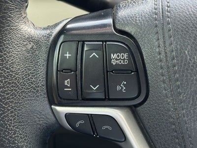 2020 Toyota SIENNA XLE 3.5L XLE 8 Passenger