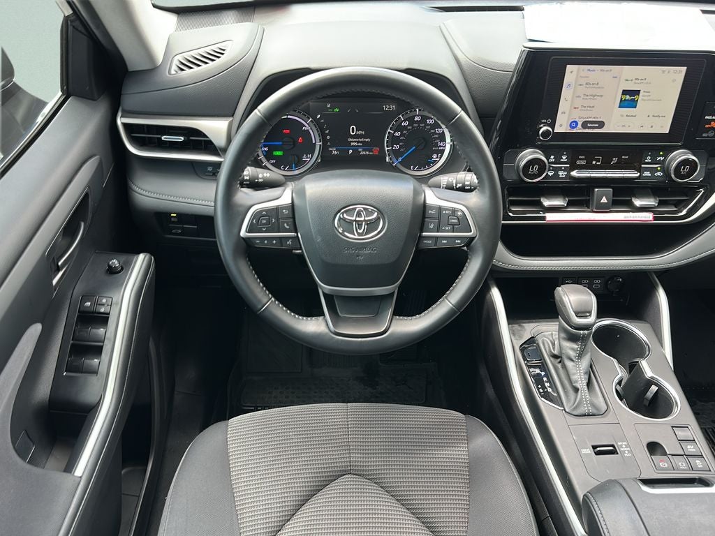 2024 Toyota HIGHLANDER HEV LE