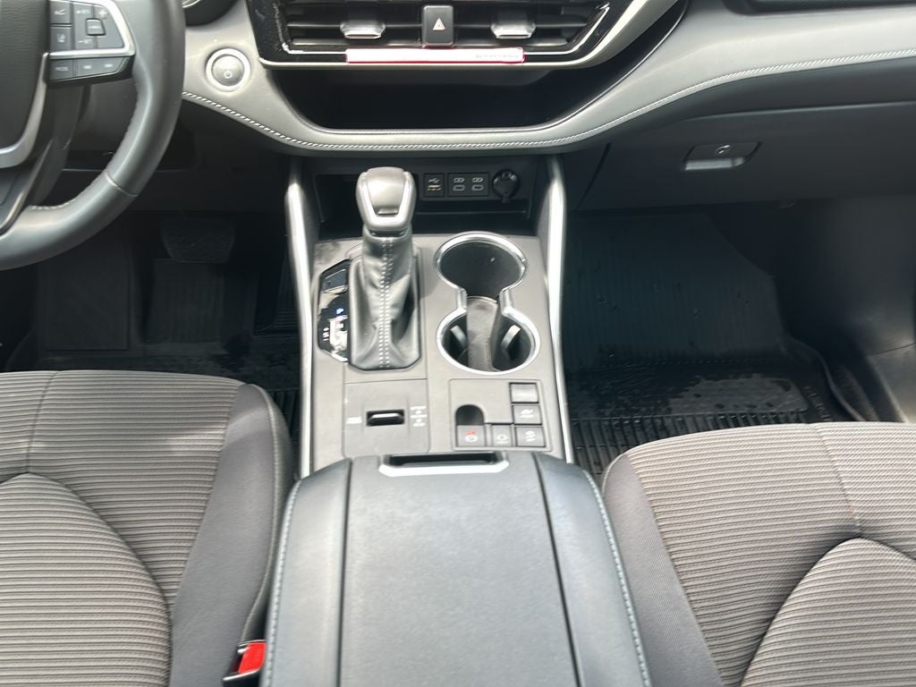 2024 Toyota HIGHLANDER HEV LE