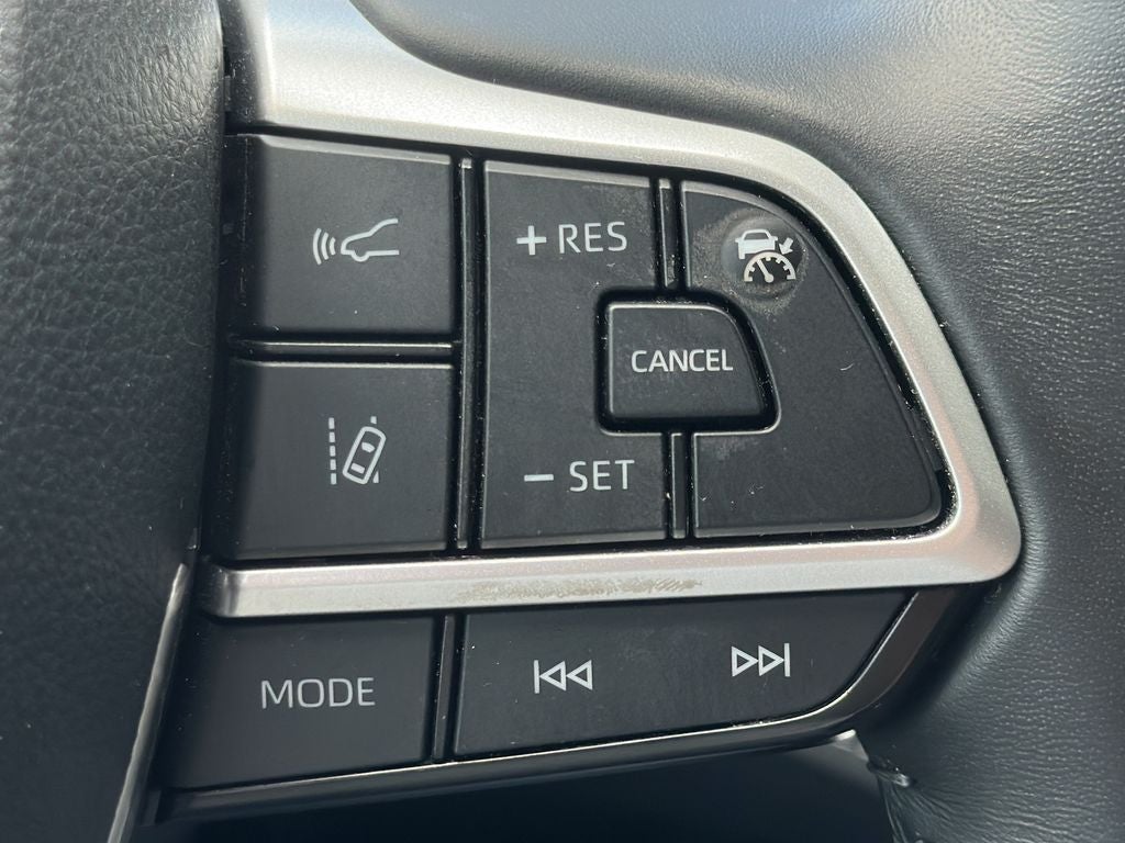 2024 Toyota HIGHLANDER HEV LE