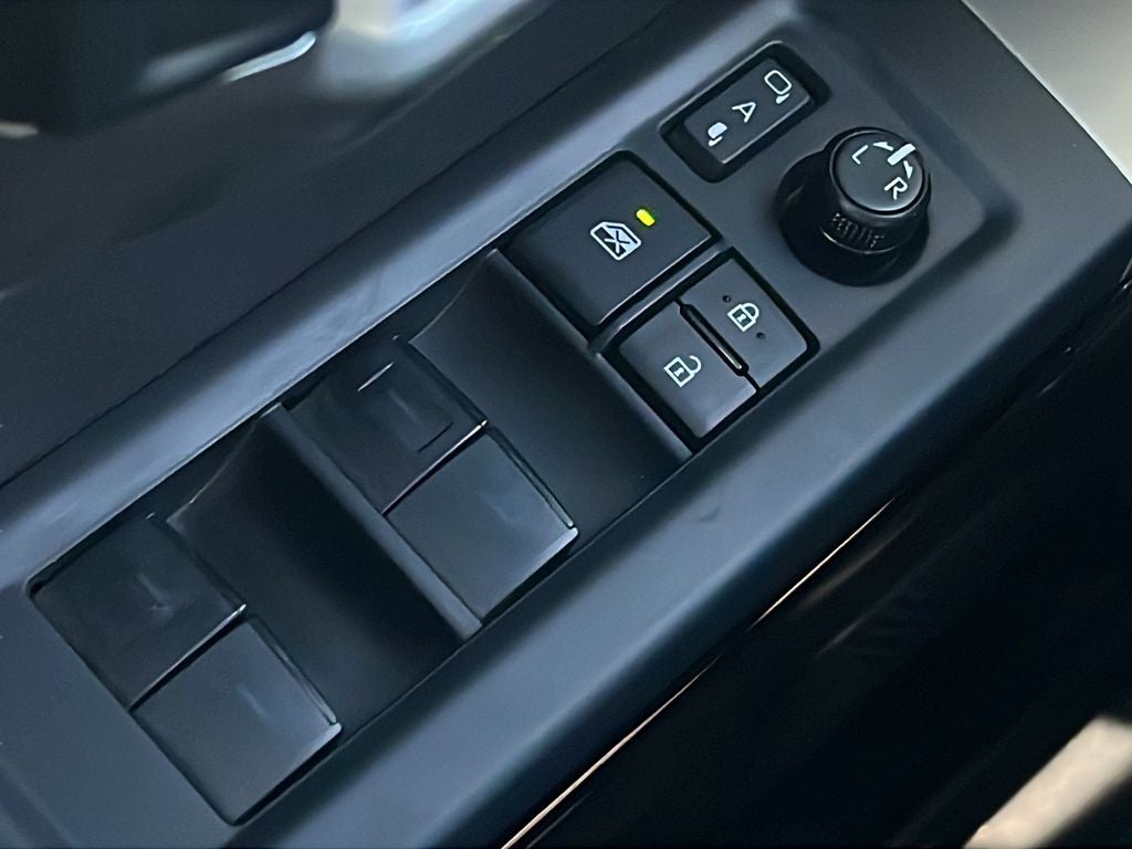 2025 Toyota TUNDRA 4X2 Limited