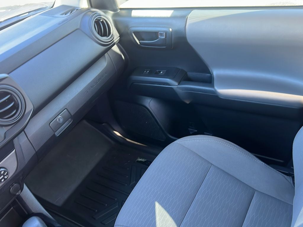 2019 Toyota Tacoma SR