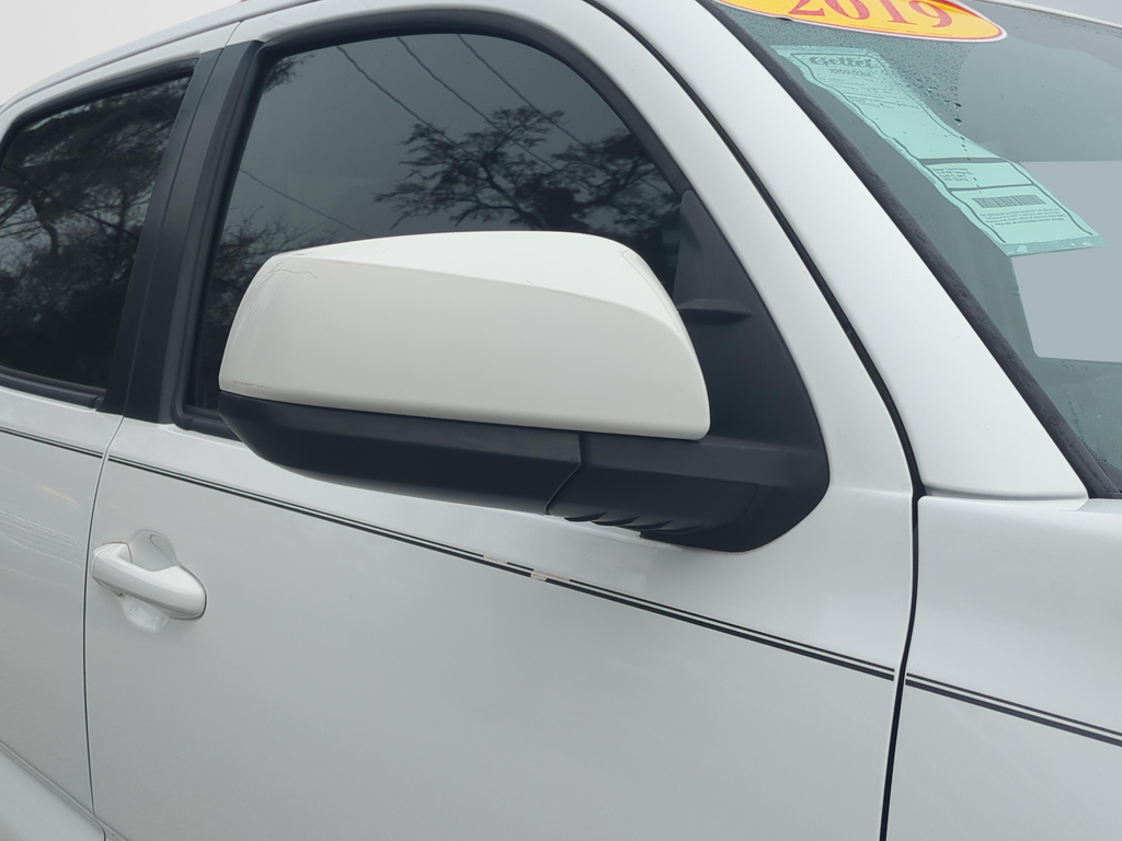 2019 Toyota Tacoma SR5