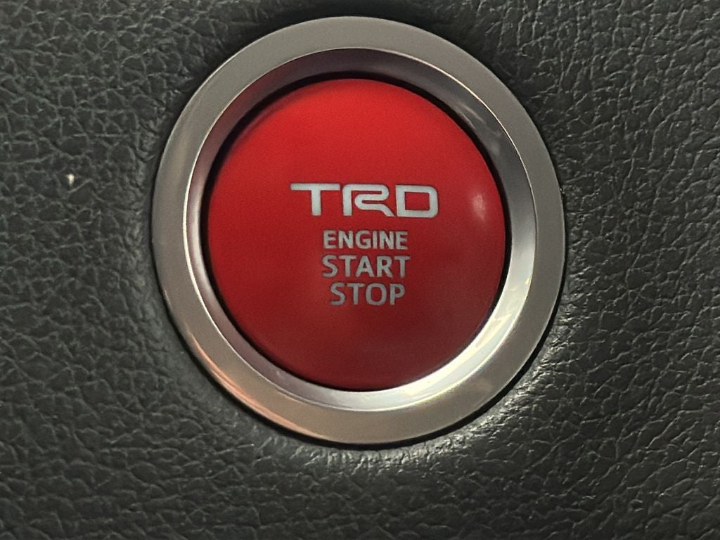 2023 Toyota TUNDRA 4X4 Limited