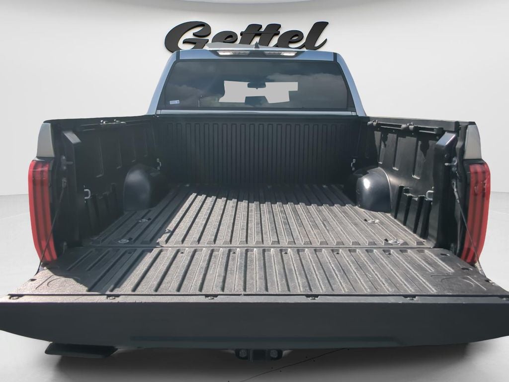 2024 Toyota TUNDRA 4X2 SR5