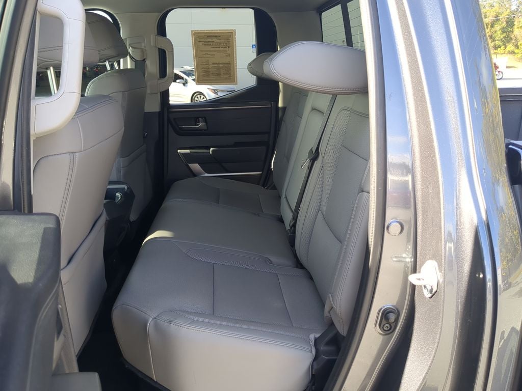 2024 Toyota TUNDRA 4X4 SR5