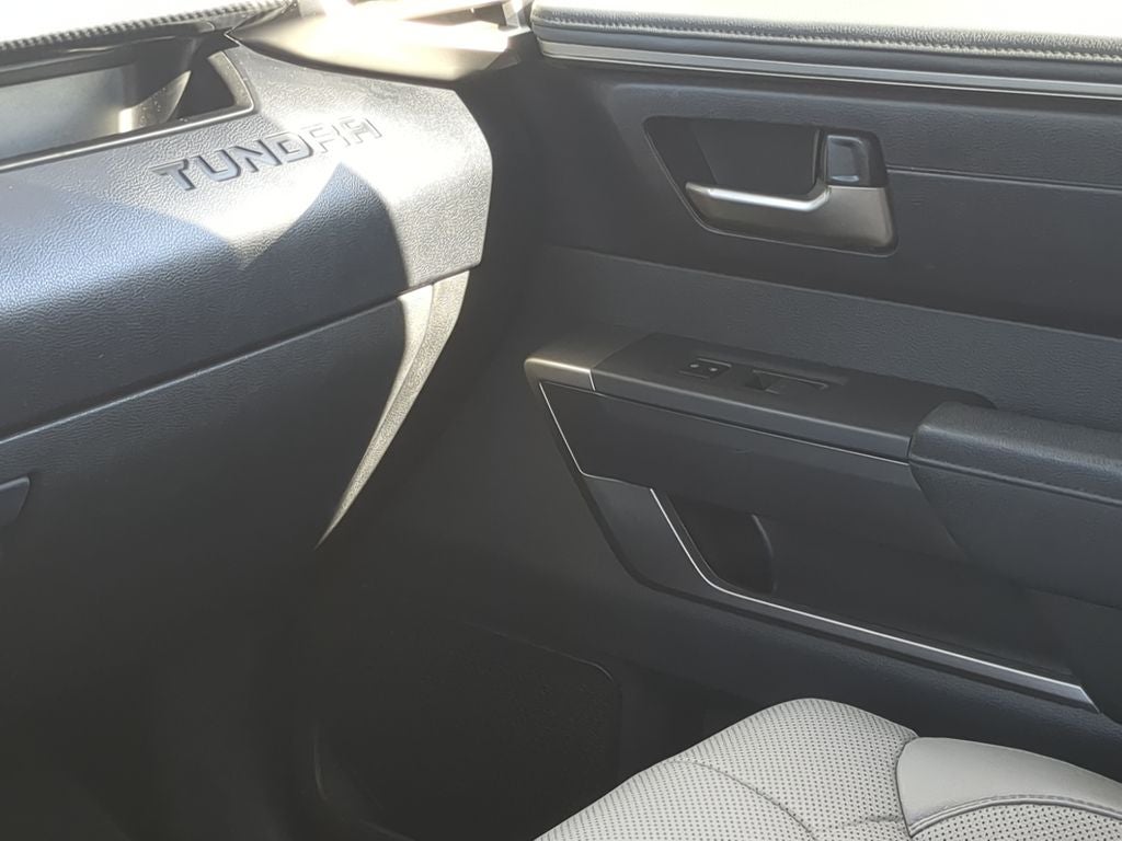 2024 Toyota TUNDRA 4X4 SR5