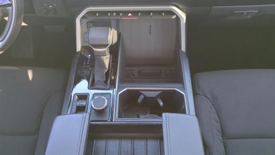 2023 Toyota TUNDRA 4X4 SR5