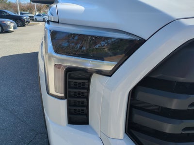 2024 Toyota TUNDRA 4X4 SR5