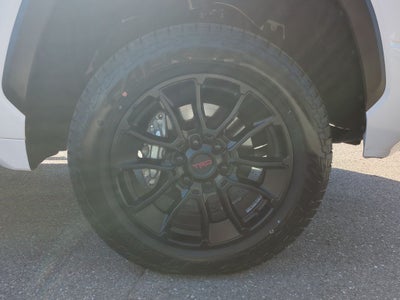 2024 Toyota TUNDRA 4X4 SR5
