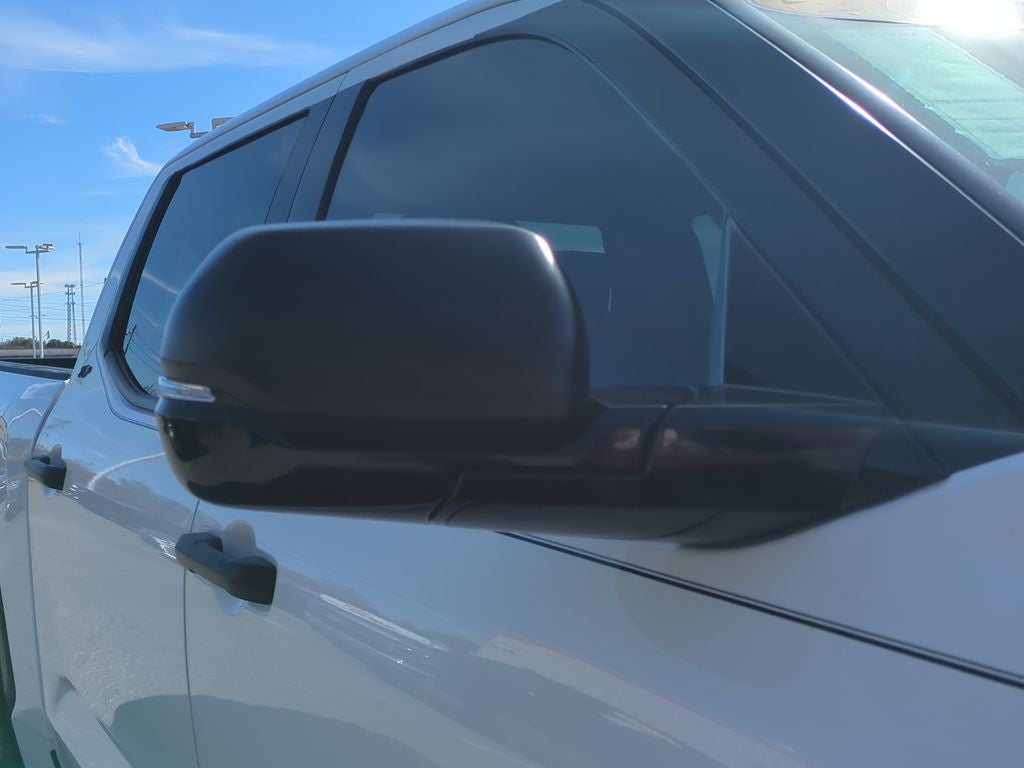 2024 Toyota TUNDRA 4X4 SR5