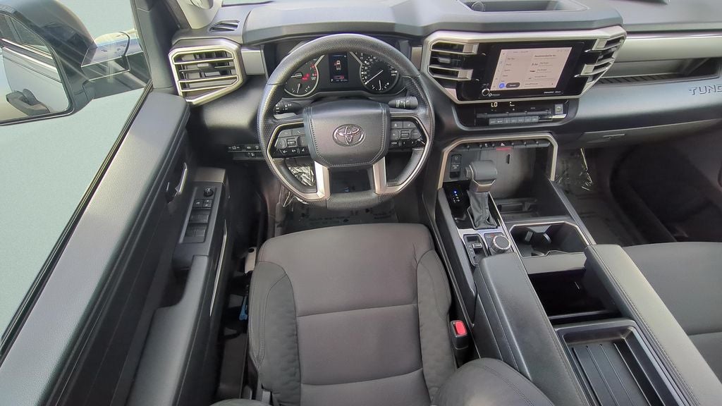 2024 Toyota TUNDRA 4X4 SR5
