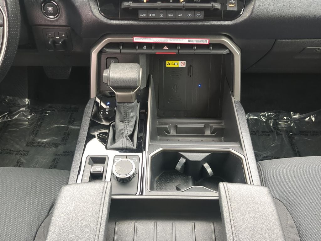 2025 Toyota TUNDRA 4X4 SR5