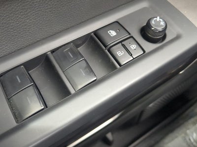 2025 Toyota TUNDRA 4X4 SR5