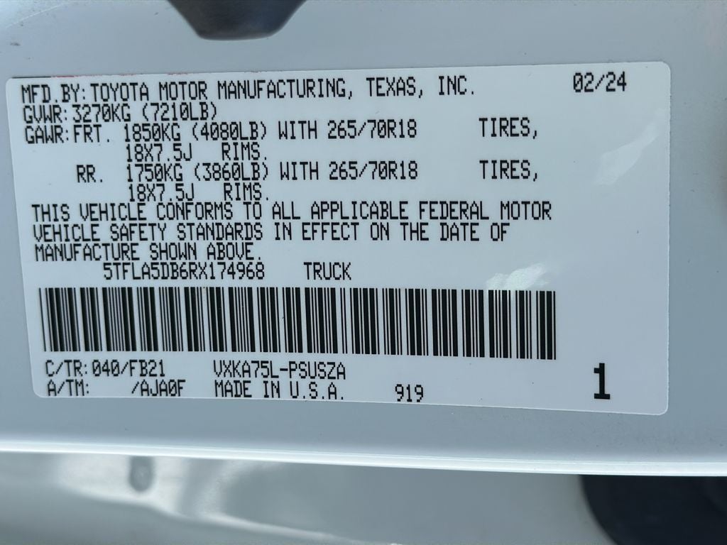 2024 Toyota TUNDRA 4X4 SR5