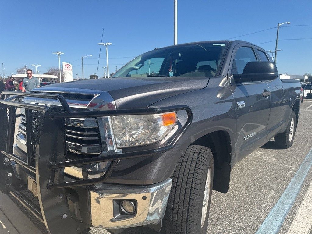 2017 Toyota TUNDRA 4X2 SR5