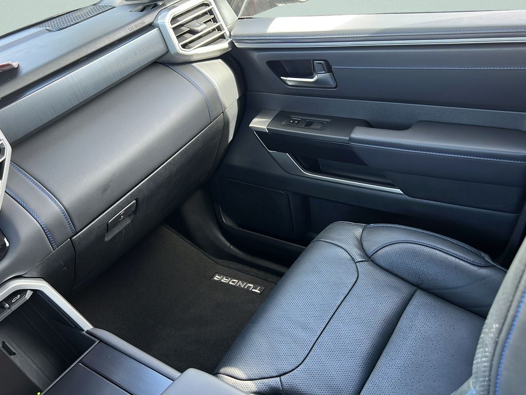 2025 Toyota Tundra i-FORCE MAX Platinum