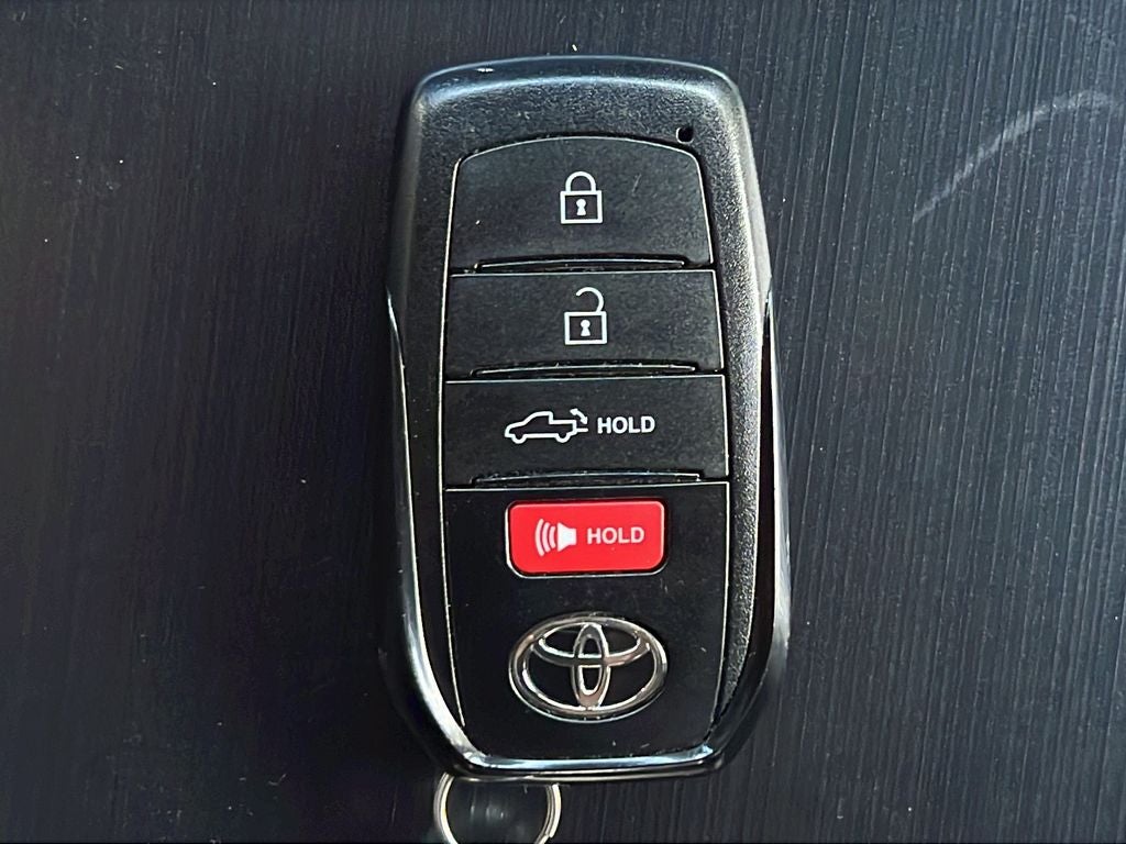 2025 Toyota Tundra i-FORCE MAX Platinum