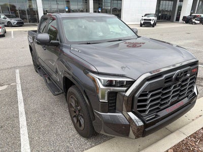 2025 Toyota Tundra Hybrid Platinum