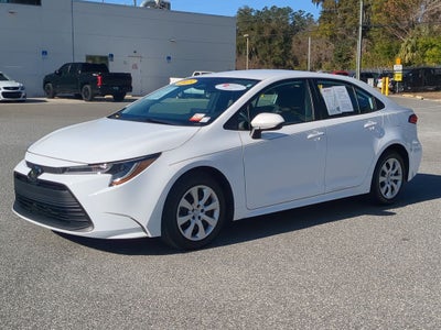 2025 Toyota COROLLA LE