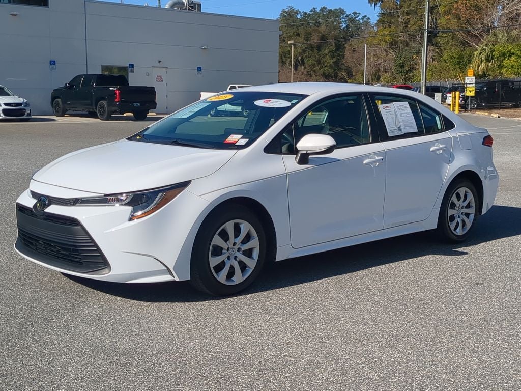 2025 Toyota COROLLA LE