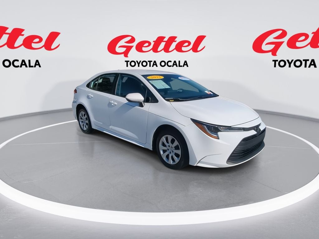 2025 Toyota COROLLA LE