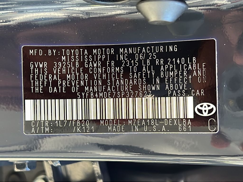 2025 Toyota COROLLA LE