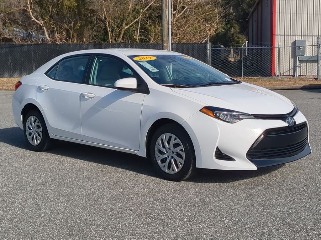 2019 Toyota COROLLA XLE