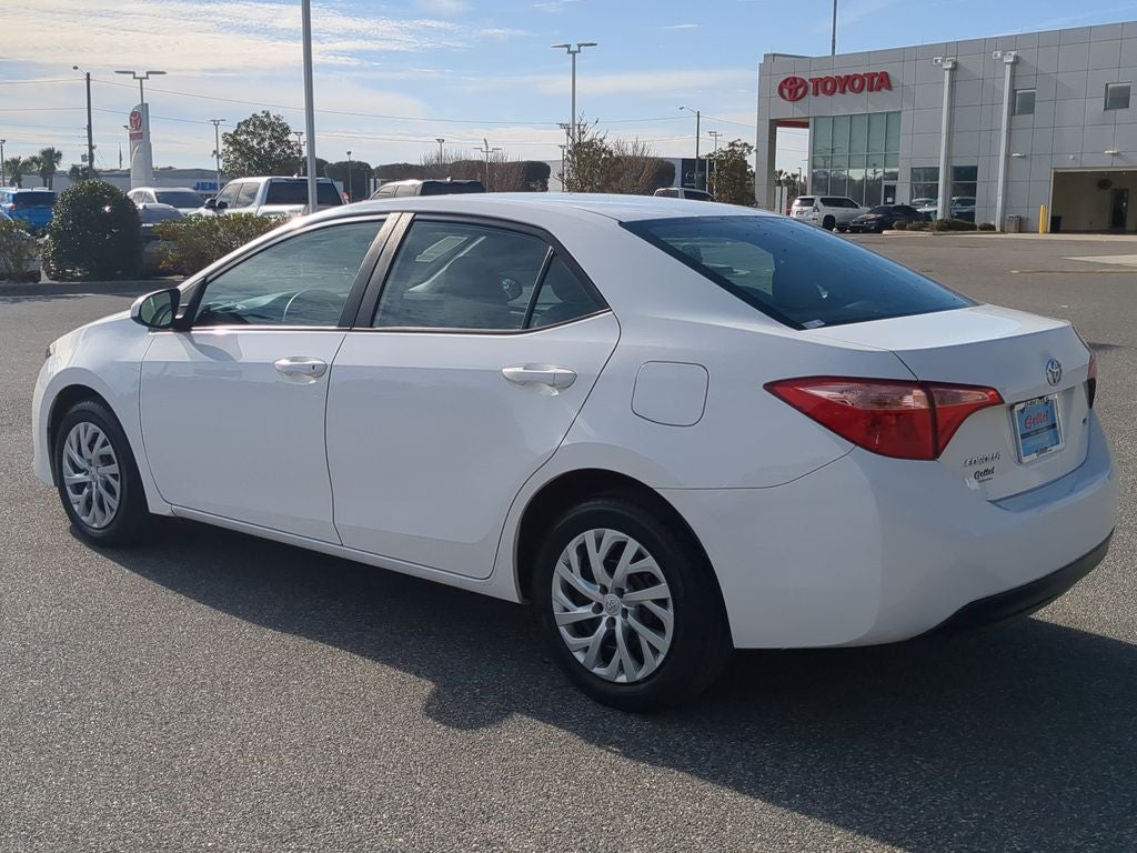 2019 Toyota COROLLA XLE