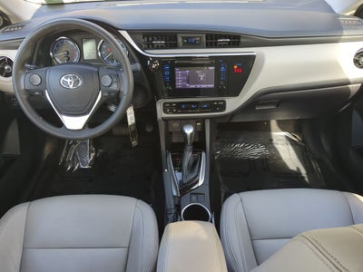 2019 Toyota COROLLA XLE