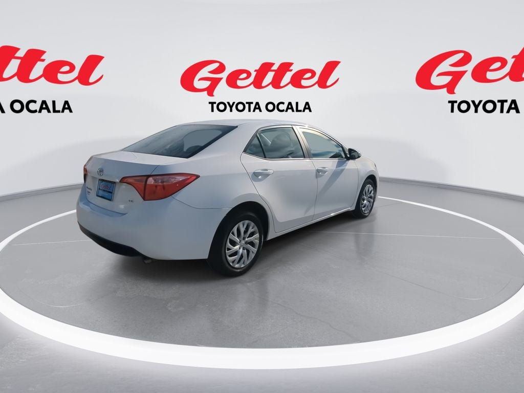2019 Toyota COROLLA XLE