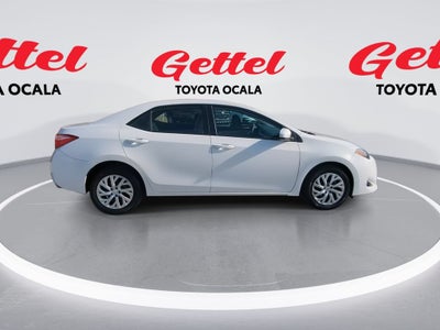 2019 Toyota COROLLA XLE
